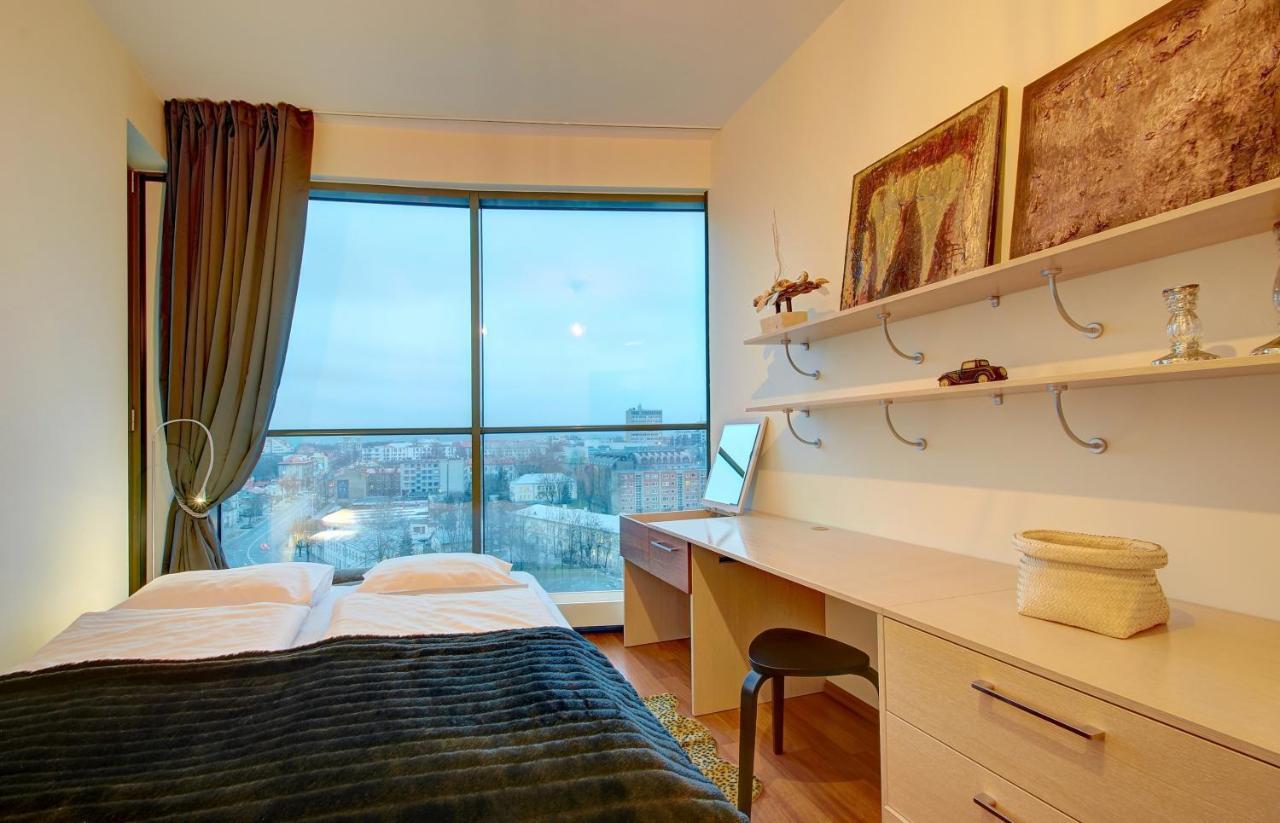 Helios 19 Luxury Vilnius Apartment Extérieur photo
