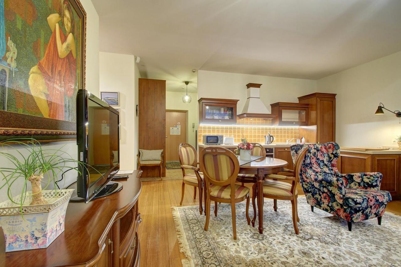 Helios 19 Luxury Vilnius Apartment Extérieur photo