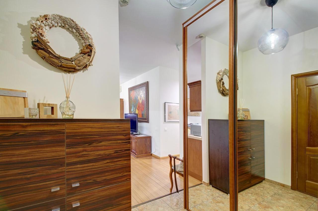 Helios 19 Luxury Vilnius Apartment Extérieur photo